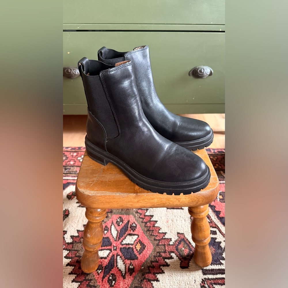 Madewell Black Leather Ankle Boots